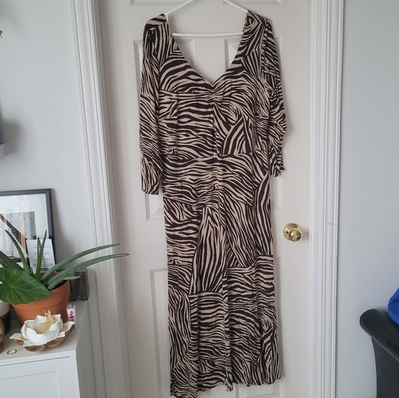 H&M Zebra Print Maxi Dress, Size Xl - Picture 1 of 5